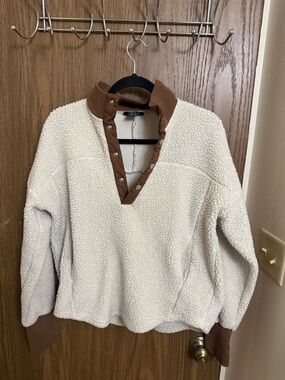 Ariat Cozy Cream Sherpa Pullover with Brown Trim